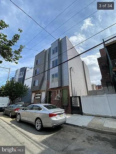 1534 W Stiles St #C Photo 1