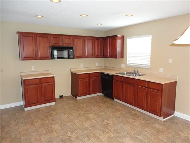 10442 Juniper Breeze Dr — Photo 2