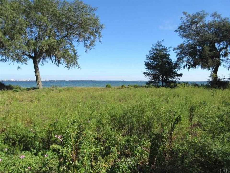 1st image of 733 Peakes Point Dr