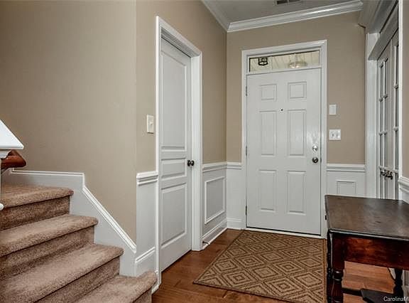 4th image of 9706 Cadman Ct