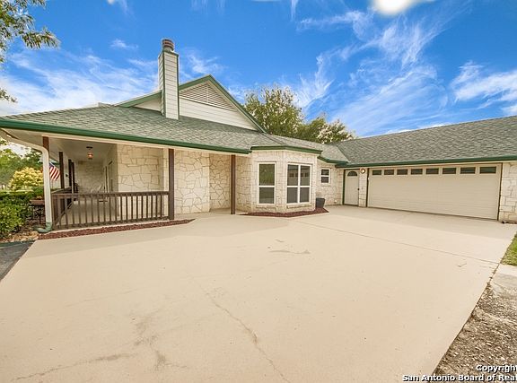 4th image of 104 Country Place Dr