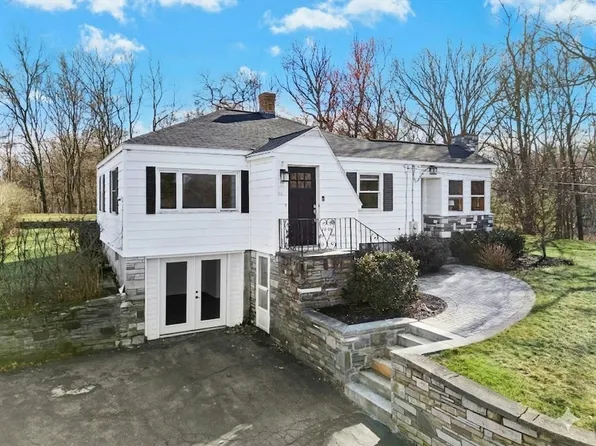 11 Judick St, Shrewsbury, MA 01545