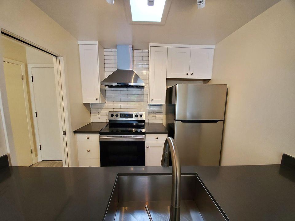 1st image of 239 Villa Ter APT 7