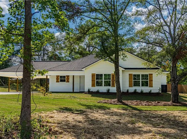 222 Lato Rd, Salem, AL 36875