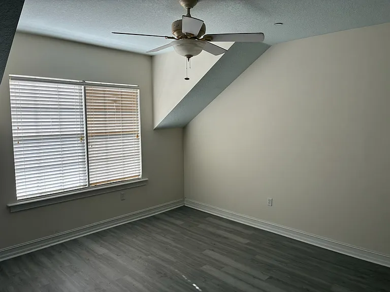 3952 Lower Union Rd #B — Photo 8