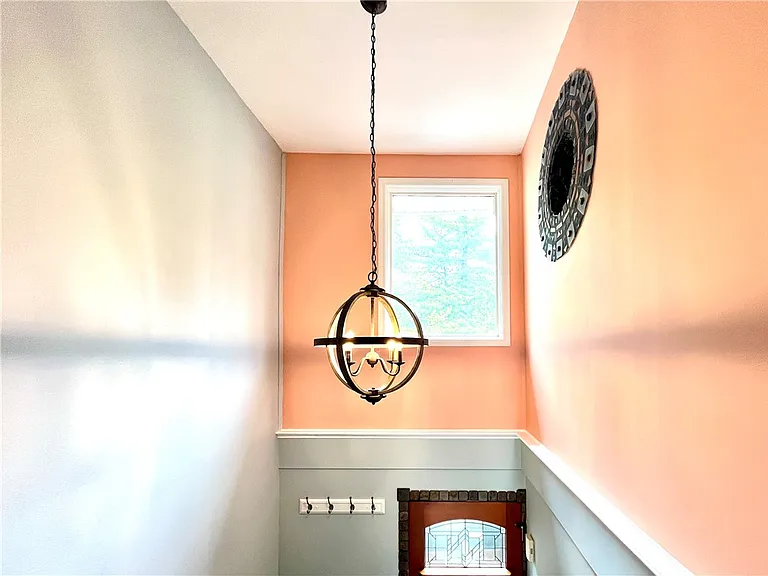 9 Harbour Ln — Photo 11