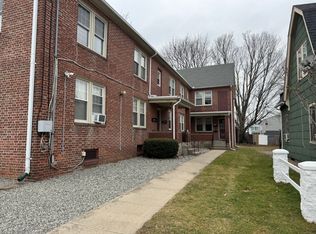 297 Park St APT 2C, West Haven, CT 06516