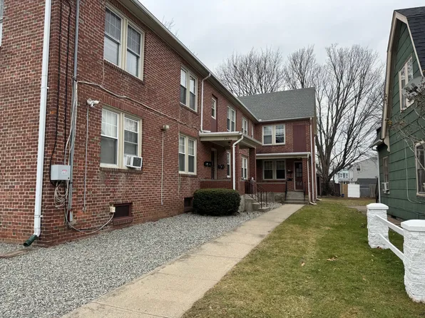 297 Park St APT 2C, West Haven, CT 06516