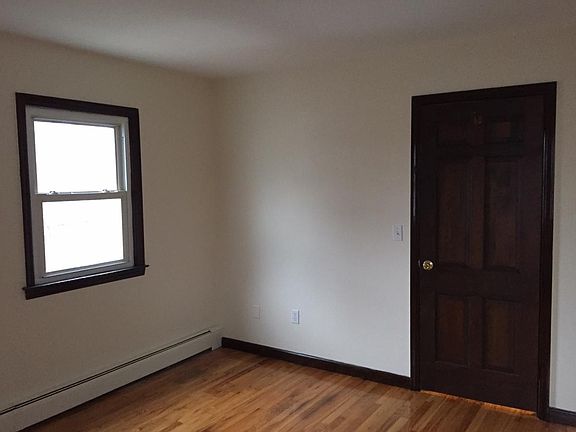 2nd Bedroom, Two Closets