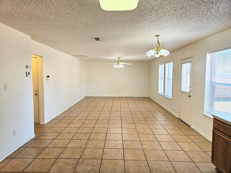 8405 Three Bars Dr — Photo 8