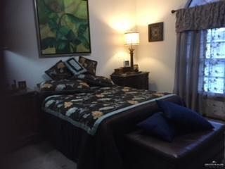 3rd image of 808 S Tara Dr