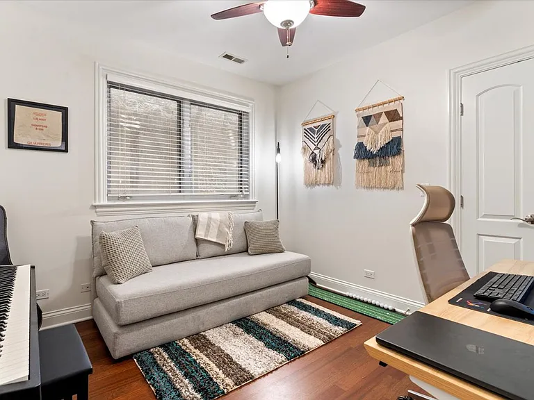 3723 N Wilton Ave #2 — Photo 13