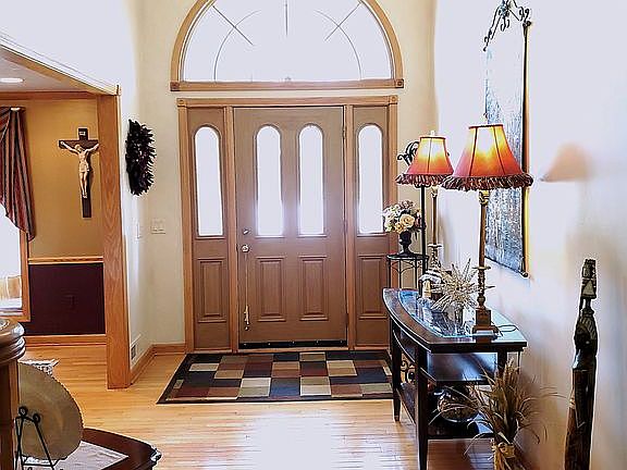 2nd image of 14337 Fernwood Cir