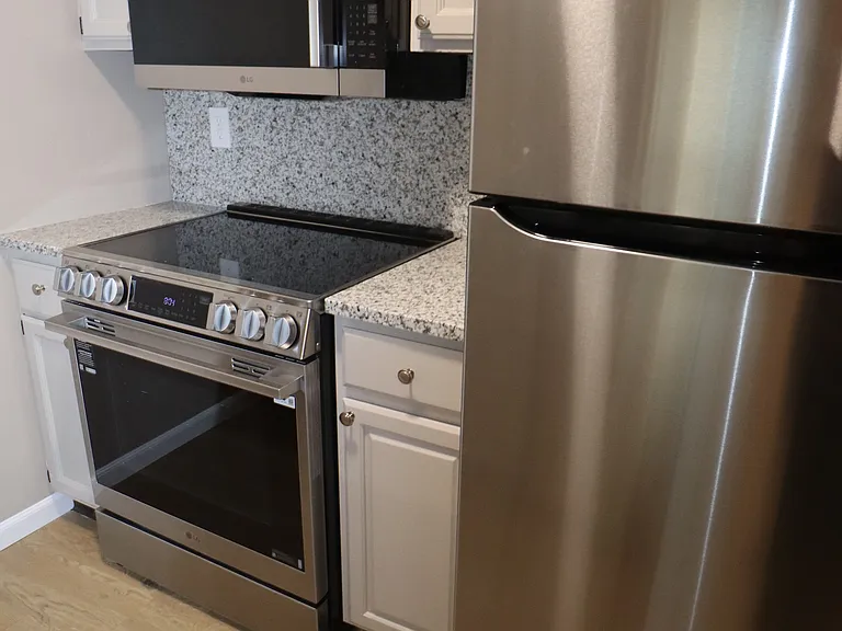 206 E Chimney Hill Dr #206 — Photo 5