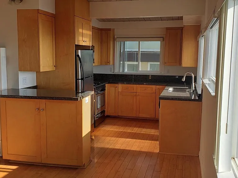 1714 Esplanade #K — Photo 5