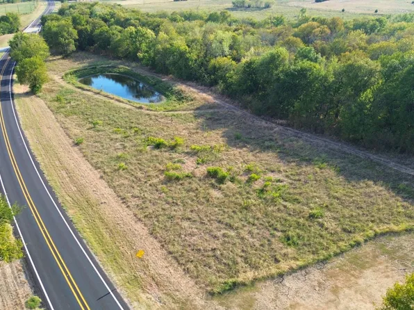 Fm 904 S, Pecan Gap, TX 75469