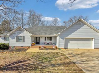 120 Monique Ln, Woodruff, SC 29388