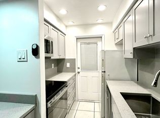 1431 S 14th Ave APT 105, Hollywood, FL 33020