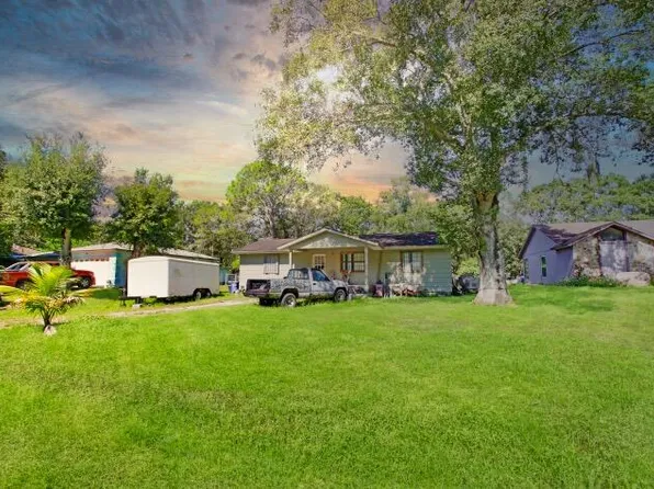 62 S Elm Street, Fellsmere, FL 32948