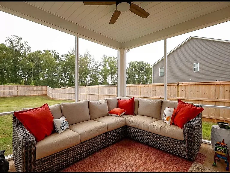 6231 Graymount Trl — Photo 25