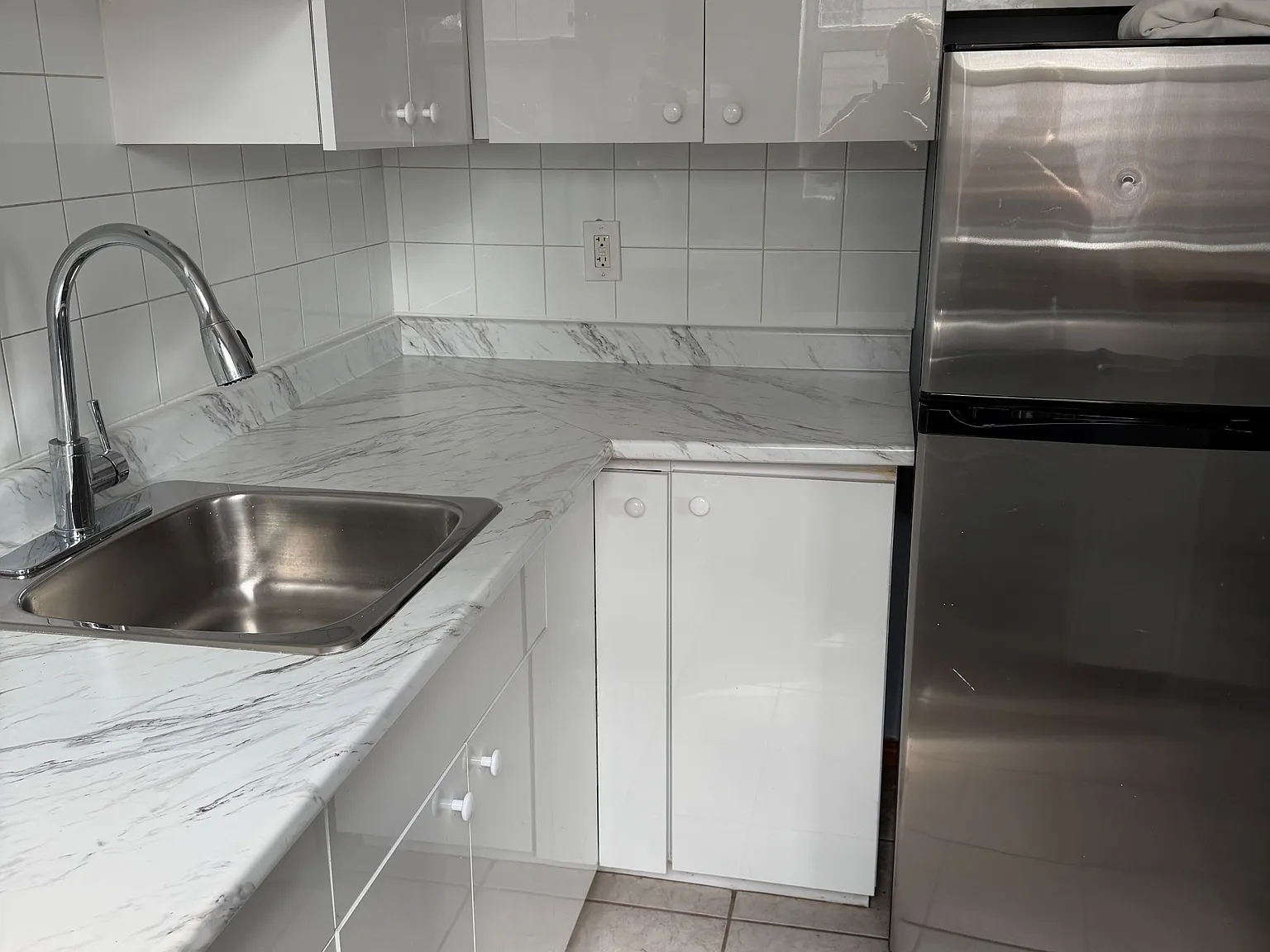 1 bed, $1,699 — Photo 2