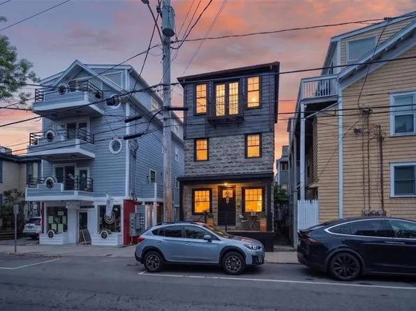 494 Thames St, Newport, RI 02840