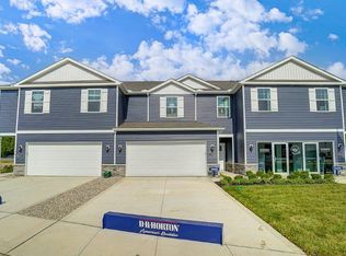 1416 Marinelli Dr W, Columbus, OH 43228