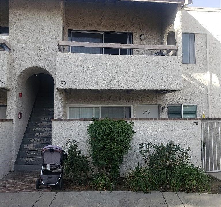 25031 Peachland Ave, Newhall, CA 91321 Zillow