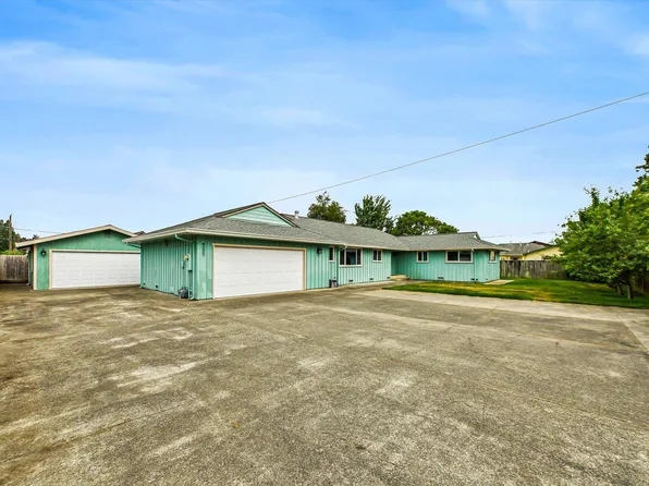 4136 Cedar St, Eureka, CA 95503