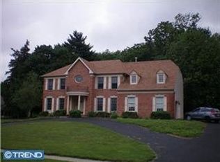 1808 Beacon Hill Dr, Dresher, PA 19025