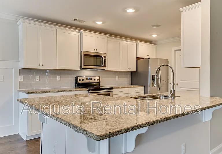 907 Linsmore Ave — Photo 19