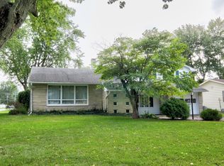 599 E Grant St, Watseka, IL 60970