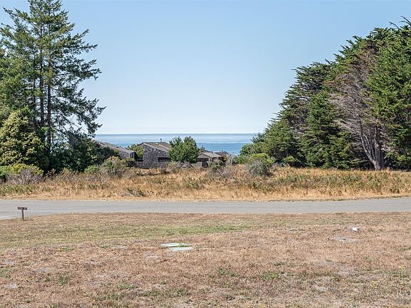3rd image of 39174 Pacific Reach Road