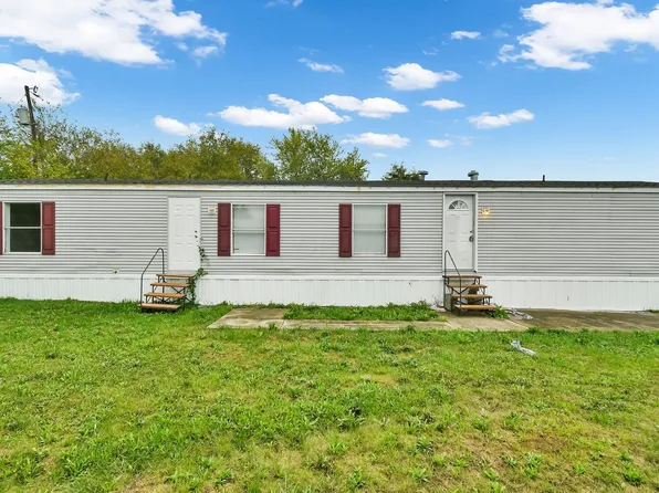 71 Biddle Blvd #49, Bloomingburg, OH 43106