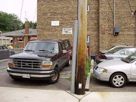 1013 Parking Lot2