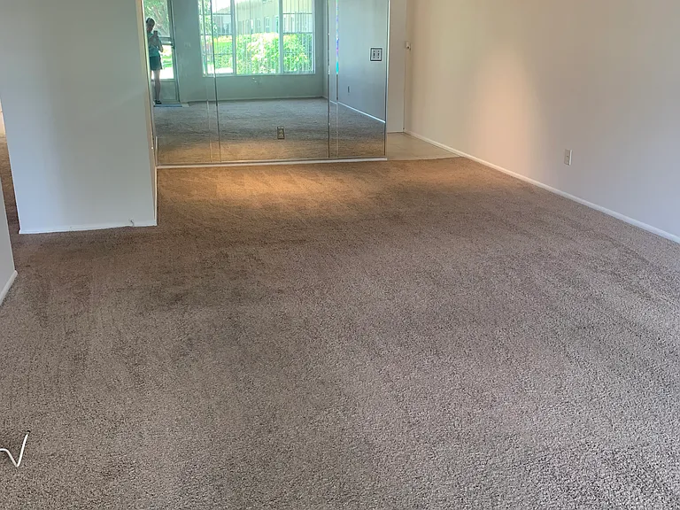 2427 Rhodesian Dr — Photo 14