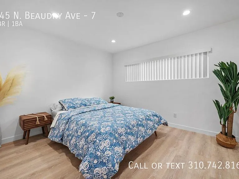 945 N Beaudry Ave #7 — Photo 10