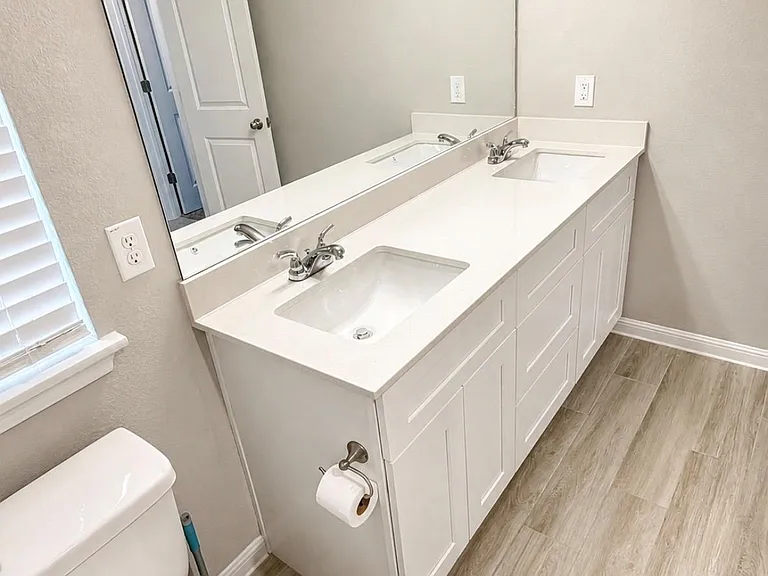117 Woods Edge Ln — Photo 12