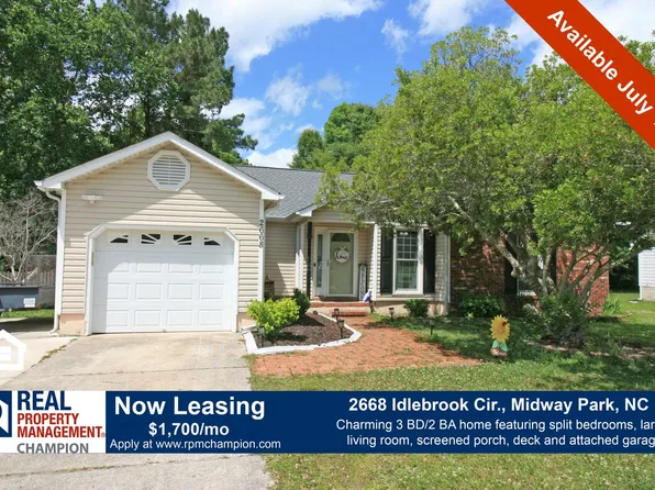 2668 Idlebrook Cir, Midway Park, NC 28544