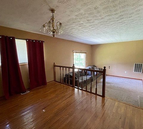 3rd image of 1580 Pintail Rd