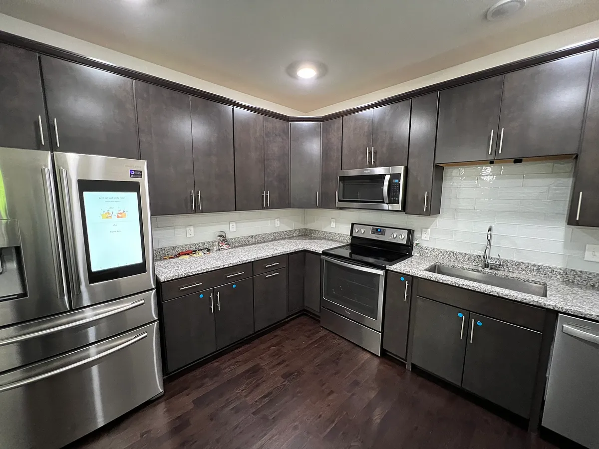 Building Photo - 90 Trotter Rd #107