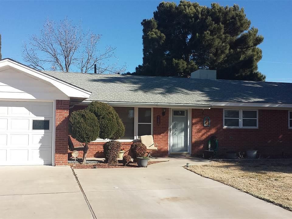 1st image of 514 W Saint Anne Pl