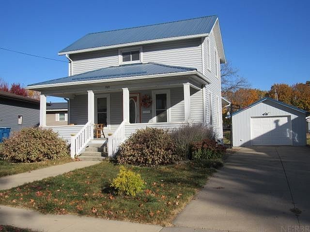 1st image of 309 E Cherry St