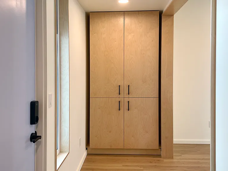 1614 6th Ave #201 — Photo 16