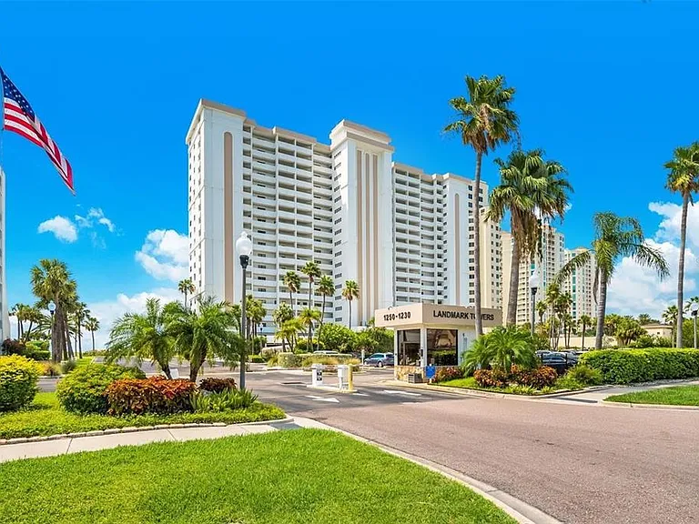 1230 Gulf Blvd #1402 — Photo 1