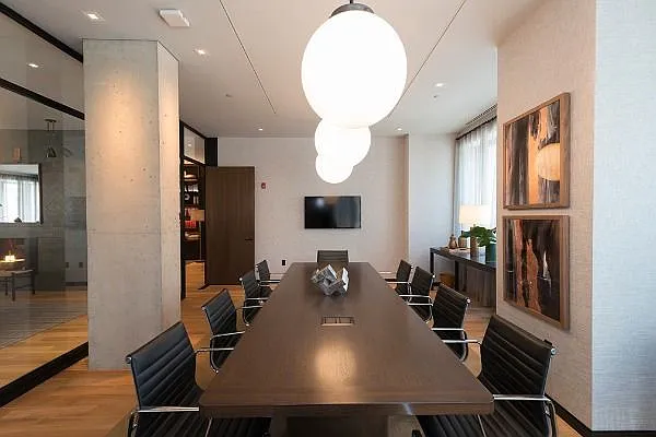 Sold by Compass | media 23