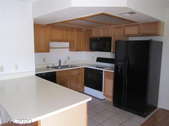 3rd image of 7949 Terrace Rock Way Unit 102