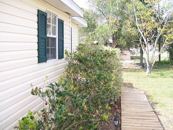 4th image of 1709 Lake Brown Dr