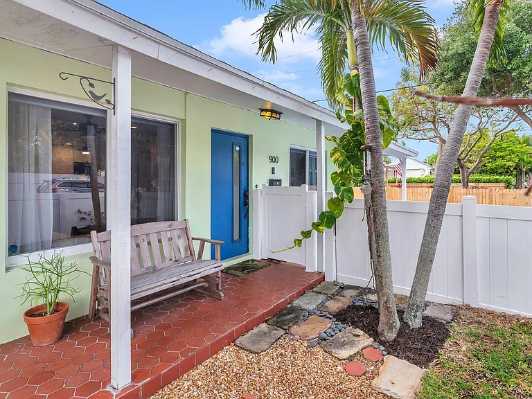 900 Sunset Rd — Photo 17