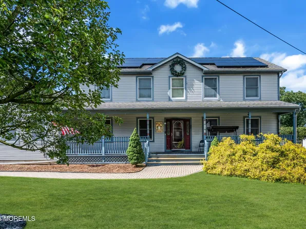 8 West Avenue, Old Bridge, NJ 08857